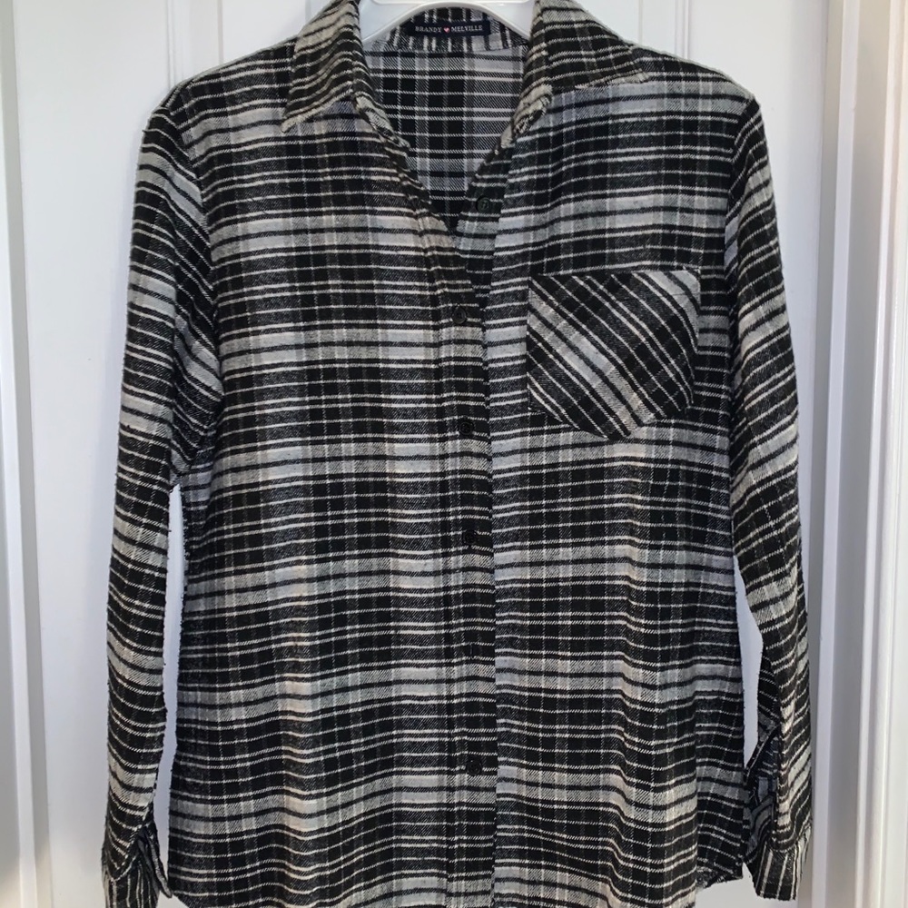 Brandy Melville shirt